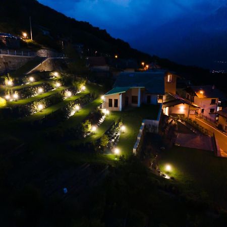Bhotanica - Ospitalita E Natura Aosta Exteriör bild