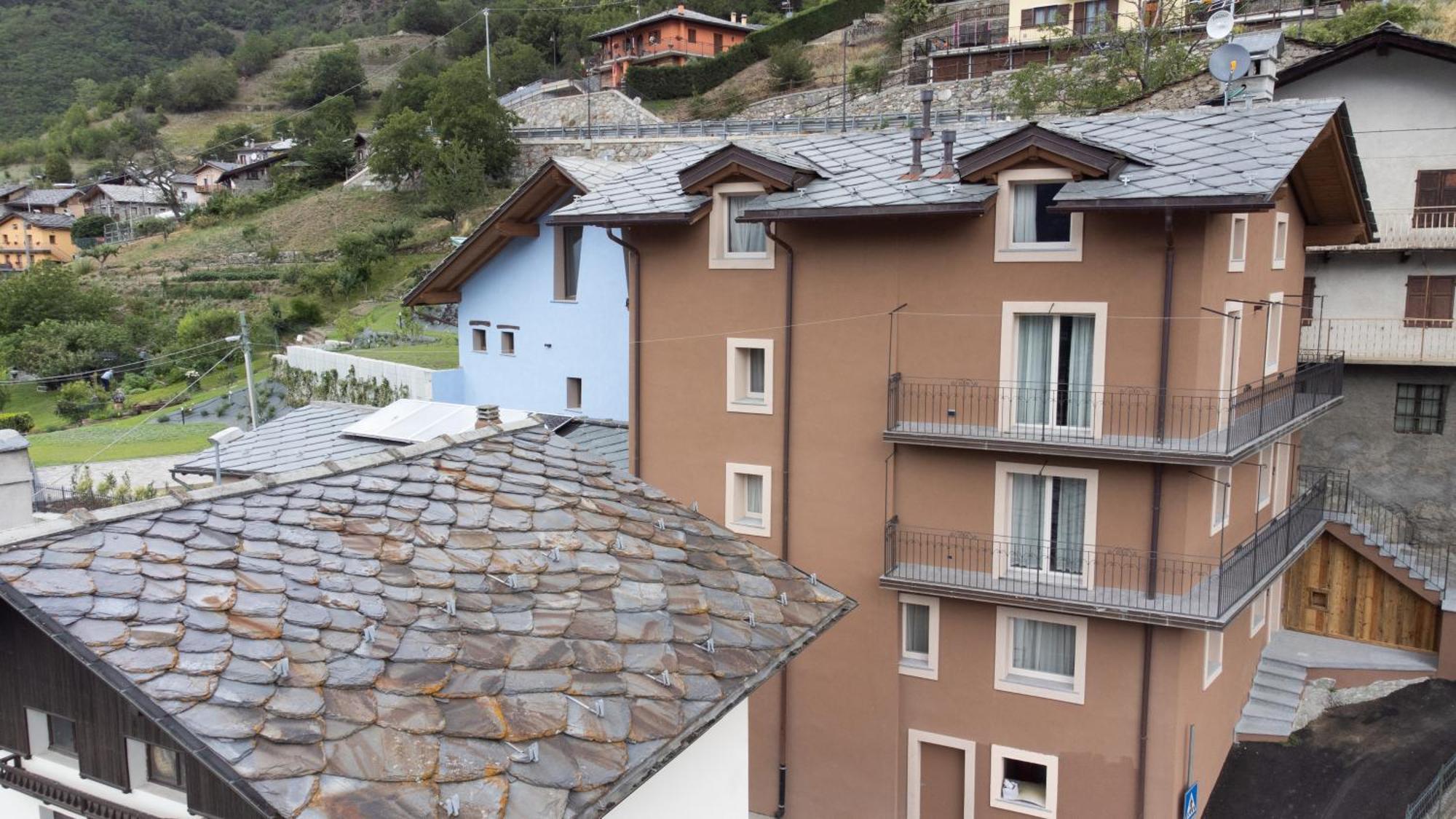 Bhotanica - Ospitalita E Natura Aosta Exteriör bild